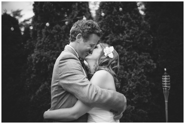 DIYBackyardWeddingPhotographerBuffaloNY_0009