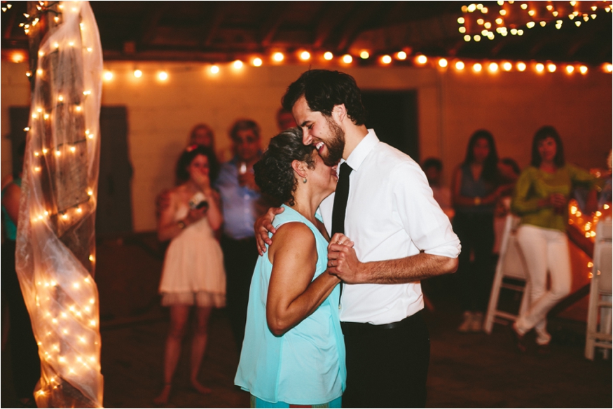 Sophie&MaxShawPhotographyCo.BuffaloWeddingPhotographersRedHouseBarn_0101