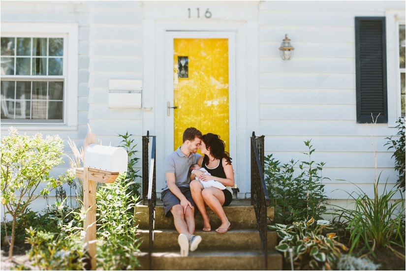 buffalonewbornphotographersnewbornsessioninhome_0111