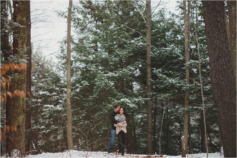 buffaloweddingphotographer_engagement_in_the_Snow_east_Aurora_photographers_0004