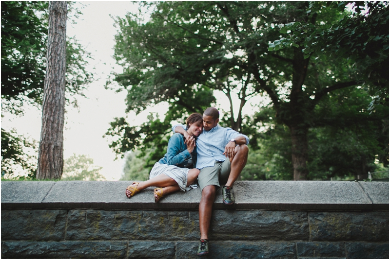 lifestyle-engagement-session-nyc-brooklyn-creative-wedding-photographer-park-slope-greenpoint-ft-greene_0027