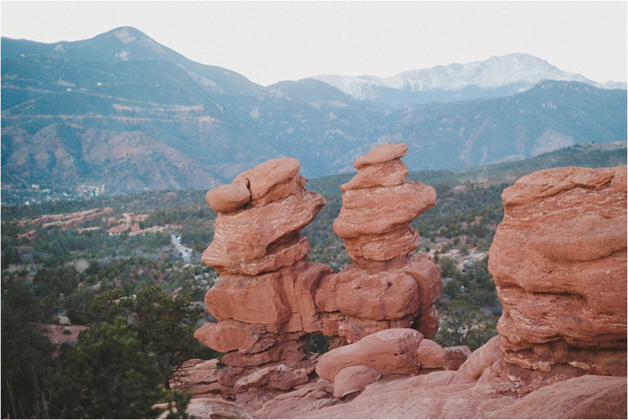 twin sisters hike garden of the gods