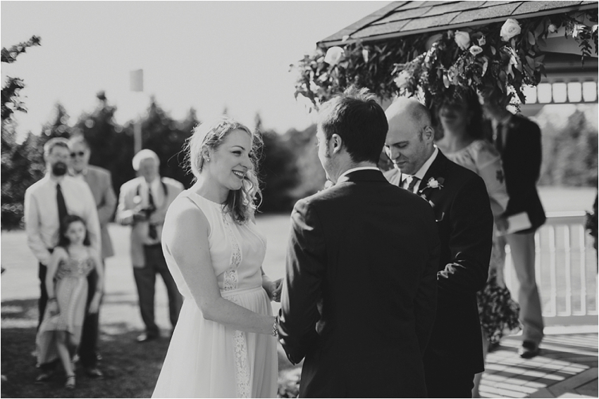 Nantucket_and_Portland_Maine_wedding_photographer_Outdoor_wedding_0029