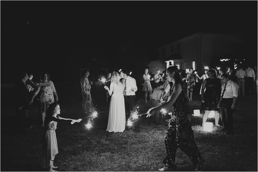 Nantucket_and_Portland_Maine_wedding_photographer_Outdoor_wedding_0034