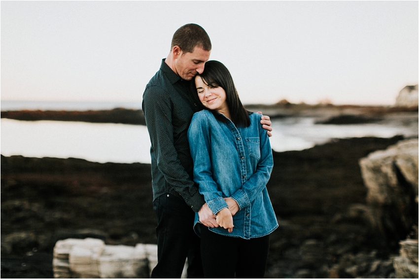 cliff_walk_portland_maine_engagement_and_wedding_photographer_0005