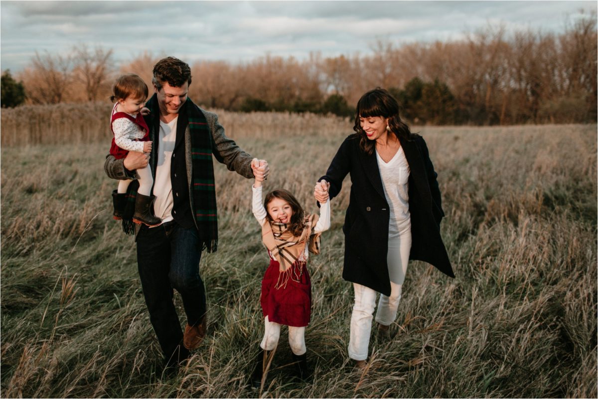 Family Photos at Tift Nature Preserve in Buffalo, NY