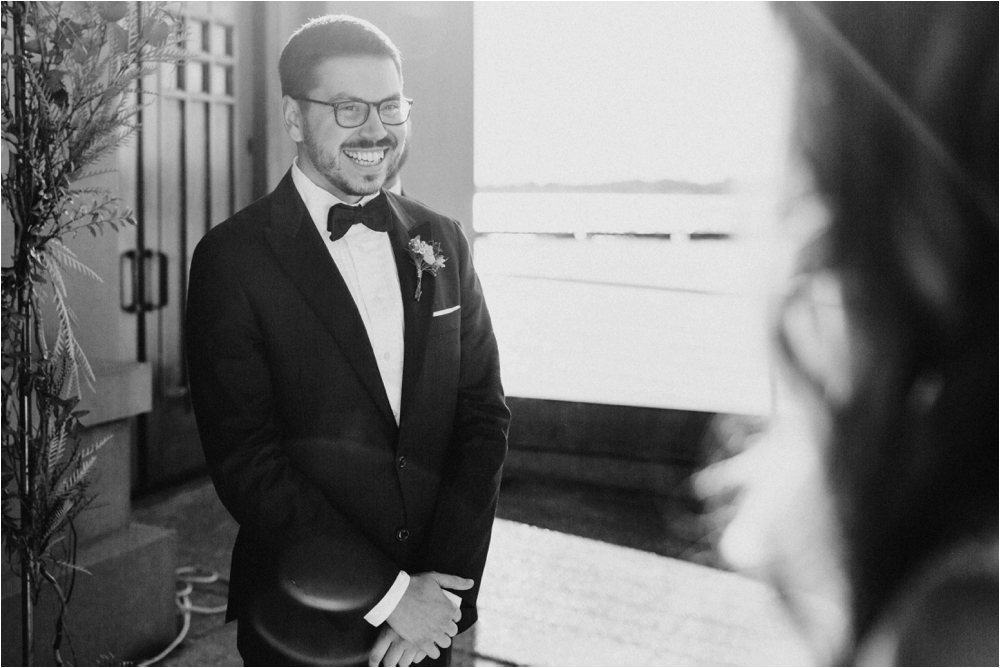 Wedding at the Frank Lloyd Wright Fontana Boathouse in Buffalo, New York. | Shaw Photo Co.