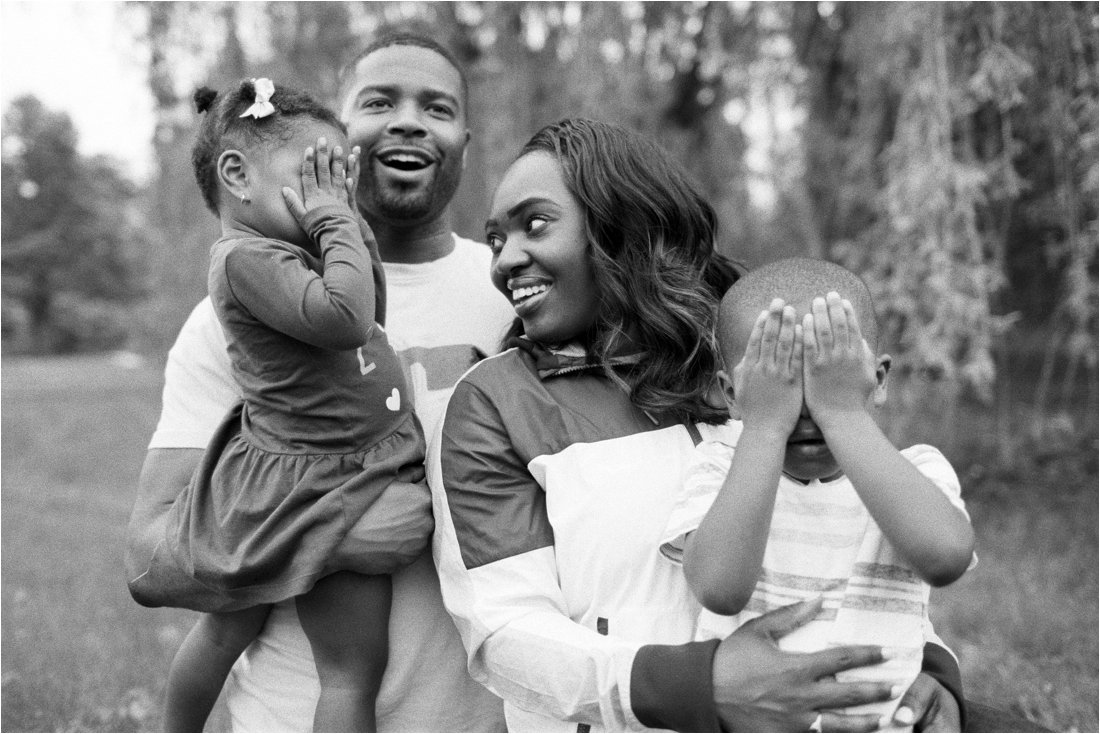 The Bryant Family Session in Delaware Park - North Buffalo Family Photography by Shaw Photo Co. 