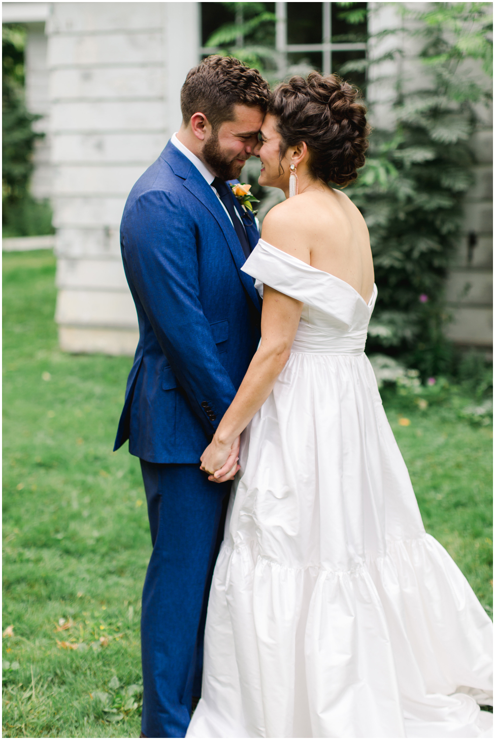 Bride and groom first look