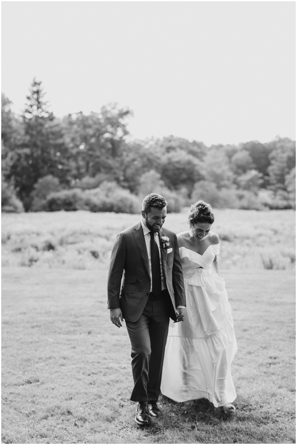 Fall wedding outside of Buffalo New York at Knox Farms