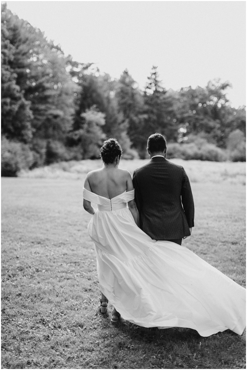 Bride and groom portraits at Knox Farms in New York
