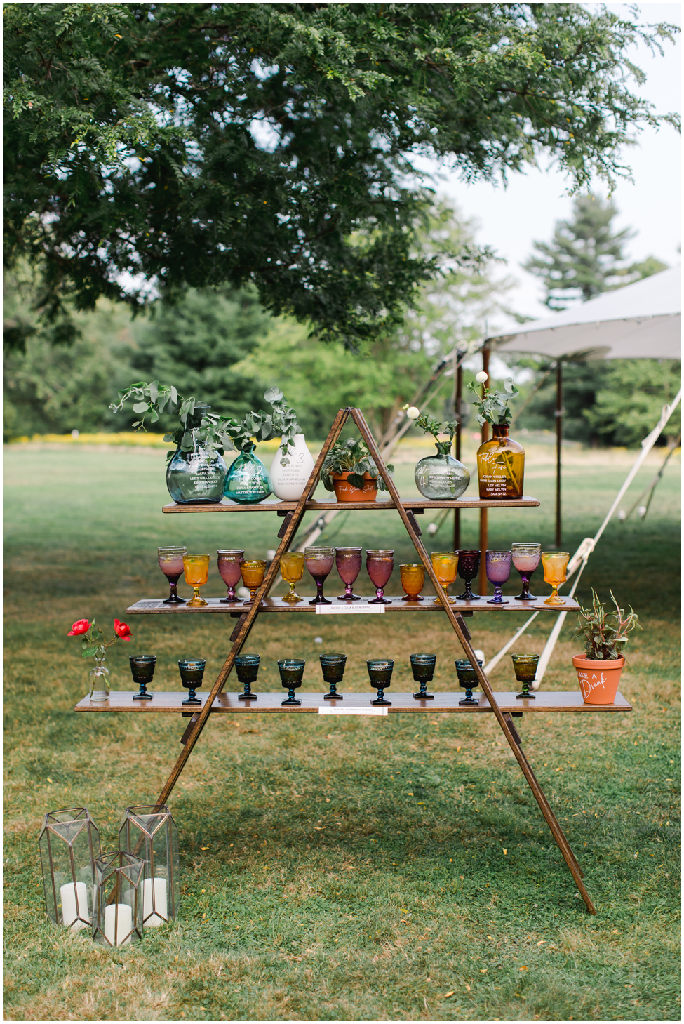 Glass escort card display