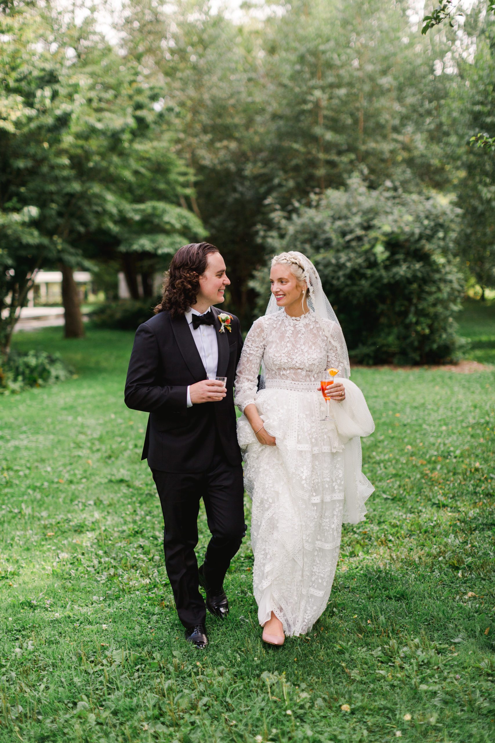 Couples portraits at Knox Farm