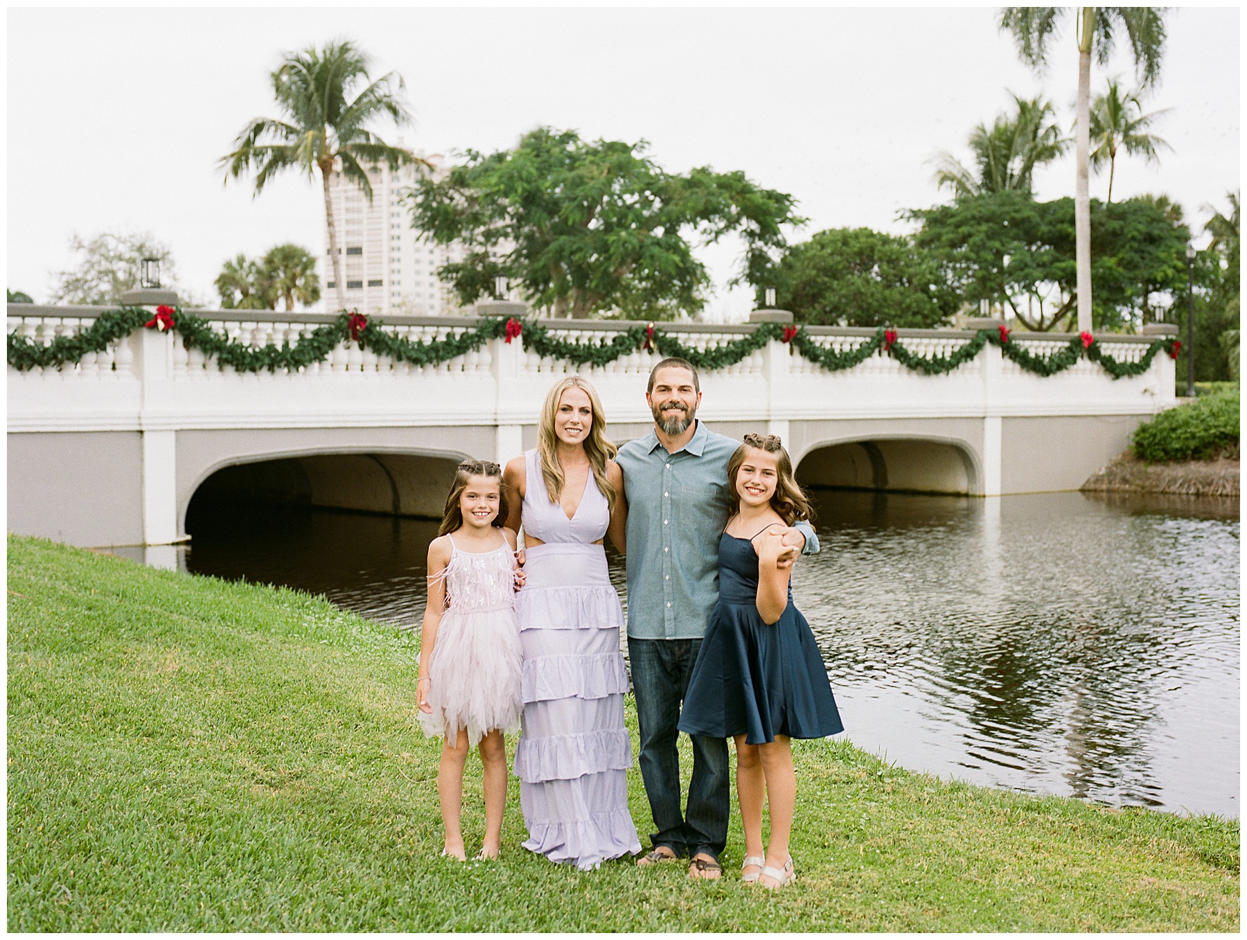 Holiday Photos in Naples, Florida: Celebrating Family Togetherness